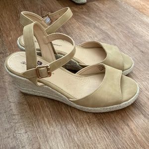 Tommy bahama wedges